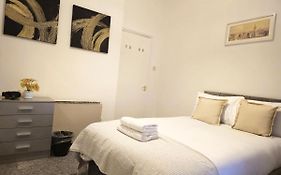 Charming Flat In Stokes Croft